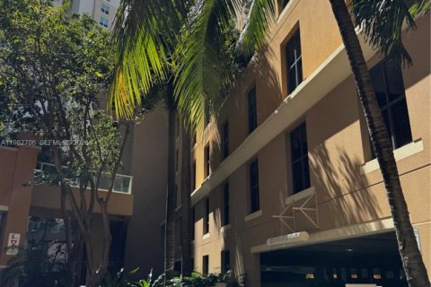 Снять в аренду кондоминиум в Авентура, Флорида 2 спальни, 153.29м2, № 2049231 - фото 28