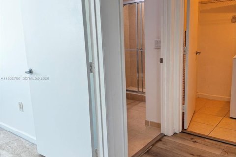 Снять в аренду кондоминиум в Авентура, Флорида 2 спальни, 153.29м2, № 2049231 - фото 16