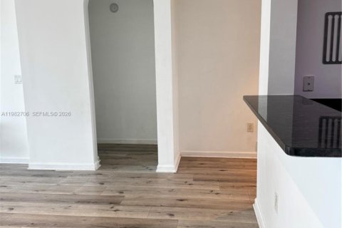 Снять в аренду кондоминиум в Авентура, Флорида 2 спальни, 153.29м2, № 2049231 - фото 5