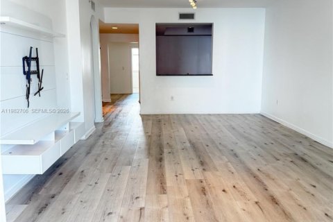 Снять в аренду кондоминиум в Авентура, Флорида 2 спальни, 153.29м2, № 2049231 - фото 3