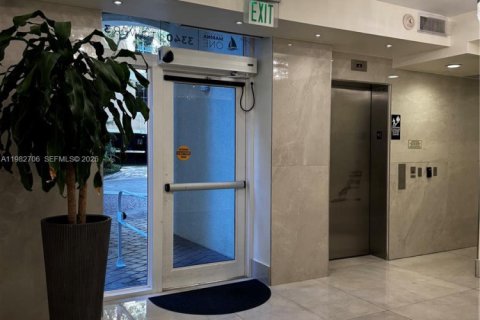 Снять в аренду кондоминиум в Авентура, Флорида 2 спальни, 153.29м2, № 2049231 - фото 22