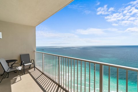 Condominio en venta en Panama City Beach, Florida, 1 dormitorio, 78.87 m2 № 560993 - foto 1