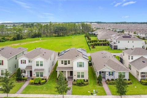 House in Winter Garden, Florida 4 bedrooms, 212.93 sq.m. № 1906226 - photo 17