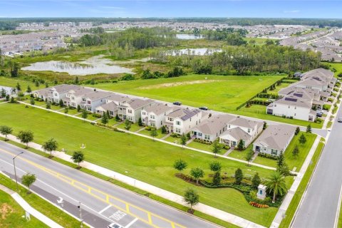 House in Winter Garden, Florida 4 bedrooms, 212.93 sq.m. № 1906226 - photo 11