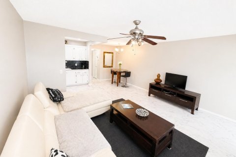 Copropriété à vendre à Deerfield Beach, Floride: 1 chambre, 54.35 m2 № 2188063 - photo 3