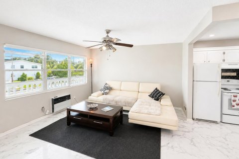 Copropriété à vendre à Deerfield Beach, Floride: 1 chambre, 54.35 m2 № 2188063 - photo 4