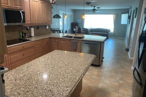 Villa ou maison à vendre à Punta Gorda, Floride: 4 chambres, 238.2 m2 № 2139107 - photo 11