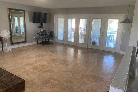 Villa ou maison à vendre à Punta Gorda, Floride: 4 chambres, 238.2 m2 № 2139107 - photo 15
