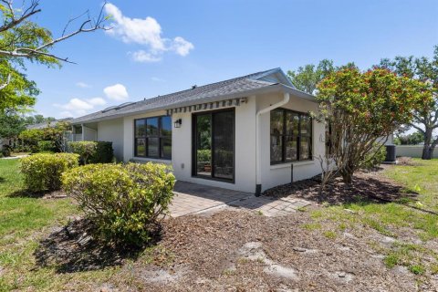 House in Sarasota, Florida 3 bedrooms, 158.4 sq.m. № 1780193 - photo 27