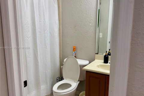 Touwnhouse à louer à Miami Gardens, Floride: 3 chambres, 131.83 m2 № 2024543 - photo 14
