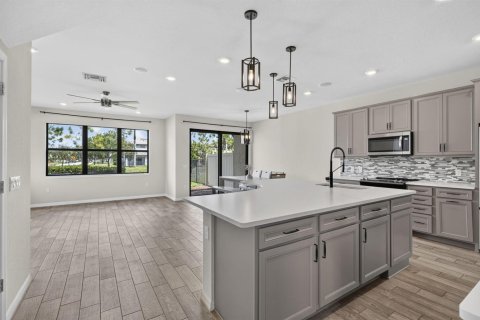 Touwnhouse à vendre à Lake Worth, Floride: 3 chambres, 176.05 m2 № 2376542 - photo 5