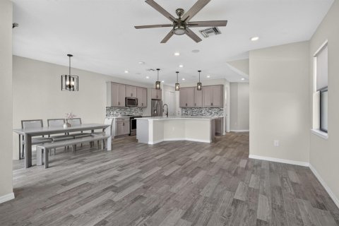 Touwnhouse à vendre à Lake Worth, Floride: 3 chambres, 176.05 m2 № 2376542 - photo 20