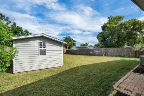 House in Winter Haven, Florida 2 bedrooms, 111.39 sq.m. № 2230173 - photo 25
