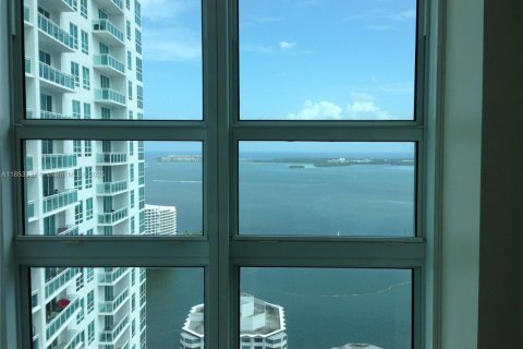 Condo in Miami, Florida, 1 bedroom  № 1979071 - photo 22