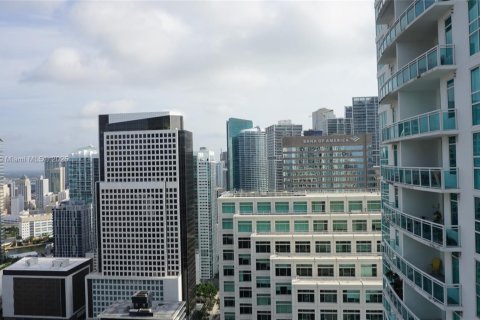 Condo in Miami, Florida, 1 bedroom  № 1979071 - photo 2