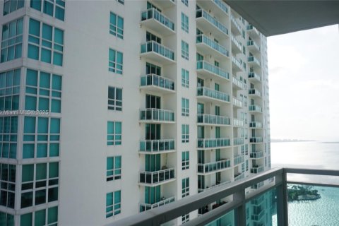 Condo in Miami, Florida, 1 bedroom  № 1979071 - photo 4