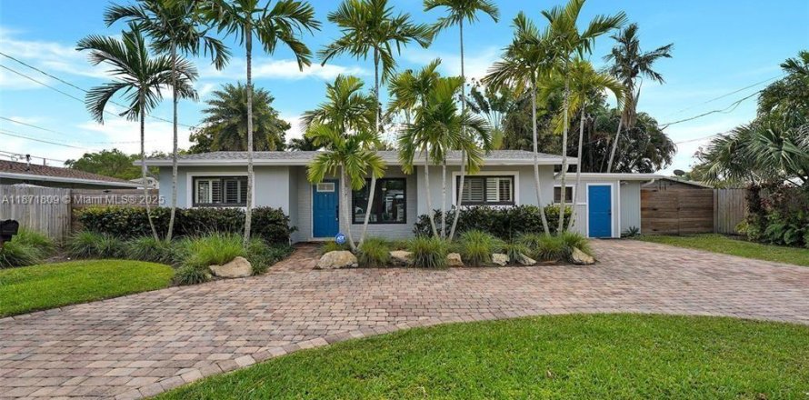 House in Fort Lauderdale, Florida 3 bedrooms, 116.59 sq.m. № 1920023
