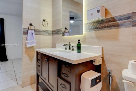 Снять в аренду кондоминиум в Хомстед, Флорида 3 спальни, 111.02м2, № 2002610 - фото 15