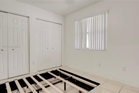 Снять в аренду кондоминиум в Хомстед, Флорида 3 спальни, 111.02м2, № 2002610 - фото 14