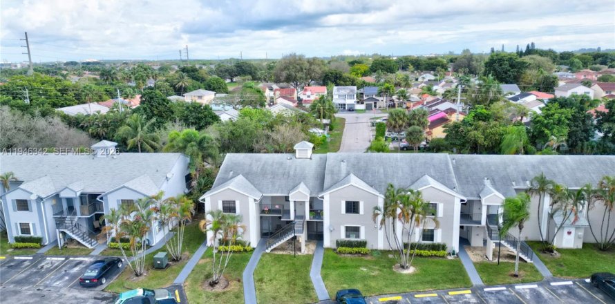 Кондоминиум с 3 спальнями в Хомстед, Флорида № 2002610