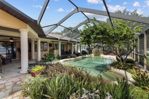 Villa ou maison à vendre à Auburndale, Floride: 4 chambres, 221.85 m2 № 2312458 - photo 7