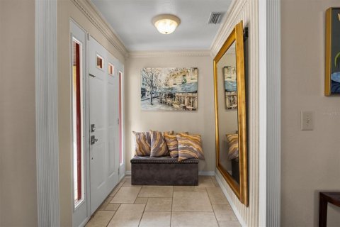 Villa ou maison à vendre à Auburndale, Floride: 4 chambres, 221.85 m2 № 2312458 - photo 2