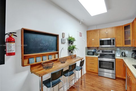 Купить кондоминиум в Холливуд, Флорида 2 спальни, 109.25м2, № 1943429 - фото 11