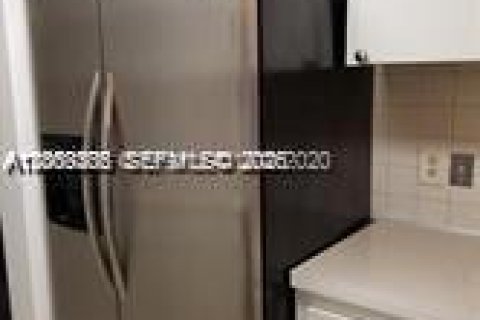 Touwnhouse à louer à Miramar, Floride: 3 chambres № 2066588 - photo 7