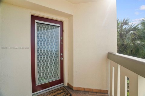 Condo in Coconut Creek, Florida, 2 bedrooms  № 1766617 - photo 3