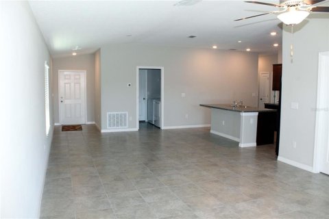 House in Wimauma, Florida 4 bedrooms, 171.03 sq.m. № 1510385 - photo 30