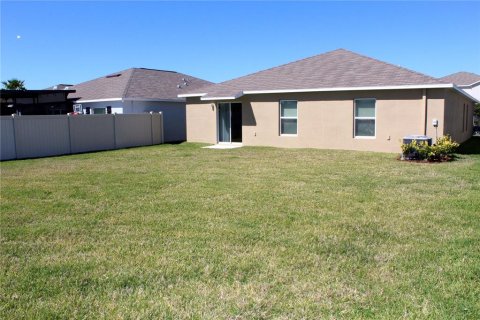 House in Wimauma, Florida 4 bedrooms, 171.03 sq.m. № 1510385 - photo 21