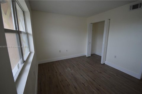 Copropriété à louer à Miramar, Floride: 2 chambres, 92.9 m2 № 1924363 - photo 7