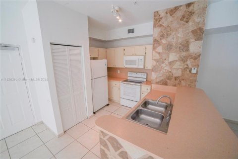 Copropriété à vendre à Doral, Floride: 2 chambres, 84.54 m2 № 1794658 - photo 29