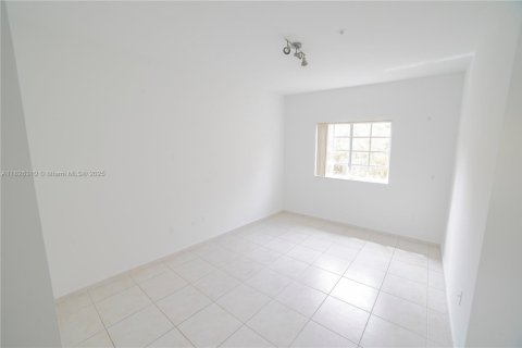 Copropriété à vendre à Doral, Floride: 2 chambres, 84.54 m2 № 1794658 - photo 12
