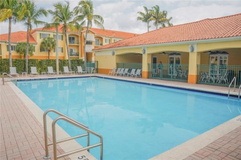 Copropriété à vendre à Doral, Floride: 2 chambres, 84.54 m2 № 1794658 - photo 5