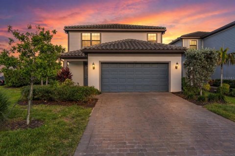 Villa ou maison à Lakewood Ranch, Floride 4 chambres, 205.13 m2 № 2437987