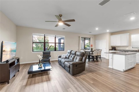 Villa ou maison à vendre à Lakewood Ranch, Floride: 4 chambres, 205.13 m2 № 2437987 - photo 30