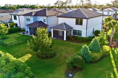 Villa ou maison à vendre à Lakewood Ranch, Floride: 4 chambres, 205.13 m2 № 2437987 - photo 16