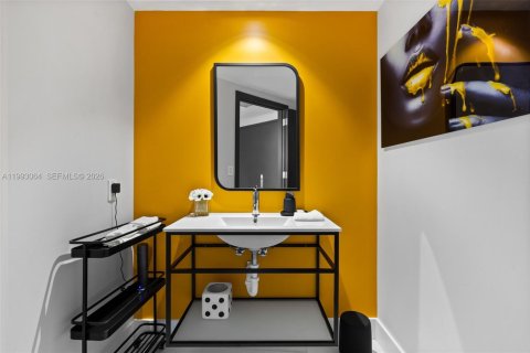 Condominio en alquiler en Fort Lauderdale, Florida, 3 dormitorios, 209.12 m2 № 2060832 - foto 13