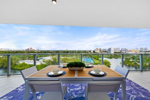Condominio en alquiler en Fort Lauderdale, Florida, 3 dormitorios, 209.12 m2 № 2060832 - foto 29