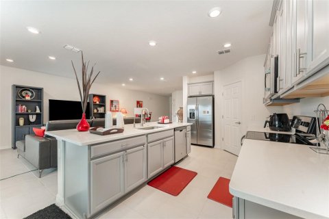 Adosado en venta en Kissimmee, Florida, 3 dormitorios, 187.57 m2 № 1552256 - foto 10