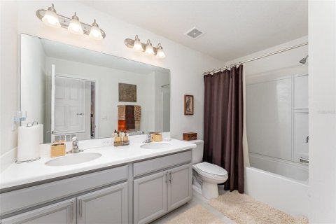 Adosado en venta en Kissimmee, Florida, 3 dormitorios, 187.57 m2 № 1552256 - foto 15