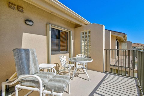 Condo in Jupiter, Florida, 2 bedrooms  № 2082024 - photo 25