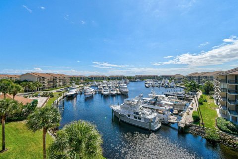 Condo in Jupiter, Florida, 2 bedrooms  № 2082024 - photo 2