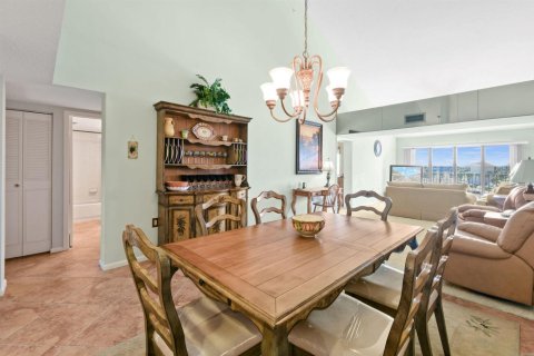 Condo in Jupiter, Florida, 2 bedrooms  № 2082024 - photo 10