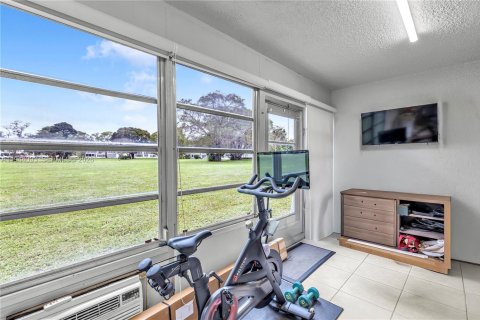 Condominio en venta en Deerfield Beach, Florida, 1 dormitorio, 66.8 m2 № 2001729 - foto 29