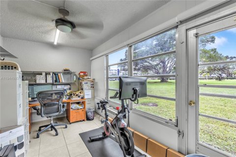 Condominio en venta en Deerfield Beach, Florida, 1 dormitorio, 66.8 m2 № 2001729 - foto 28