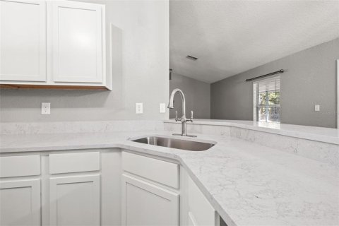 Casa en venta en Spring Hill, Florida, 3 dormitorios, 172.61 m2 № 2430443 - foto 18