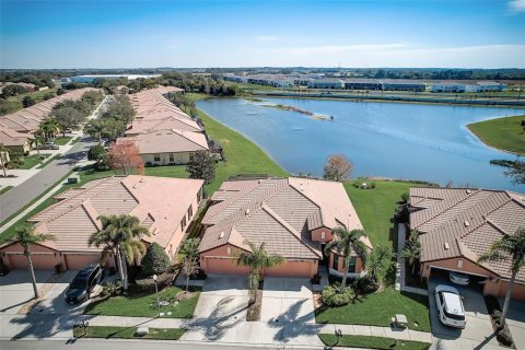 House in Apollo Beach, Florida 2 bedrooms, 129.41 sq.m. № 2306674