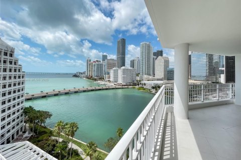 Condominio en venta en Miami, Florida, 3 dormitorios, 153.75 m2 № 1980145 - foto 3